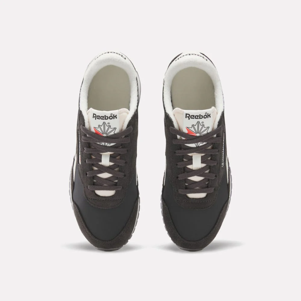 Classic AZ Women's Shoes - Image 3
