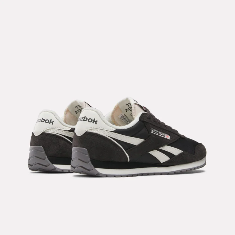 Classic AZ Women's Shoes - Image 4