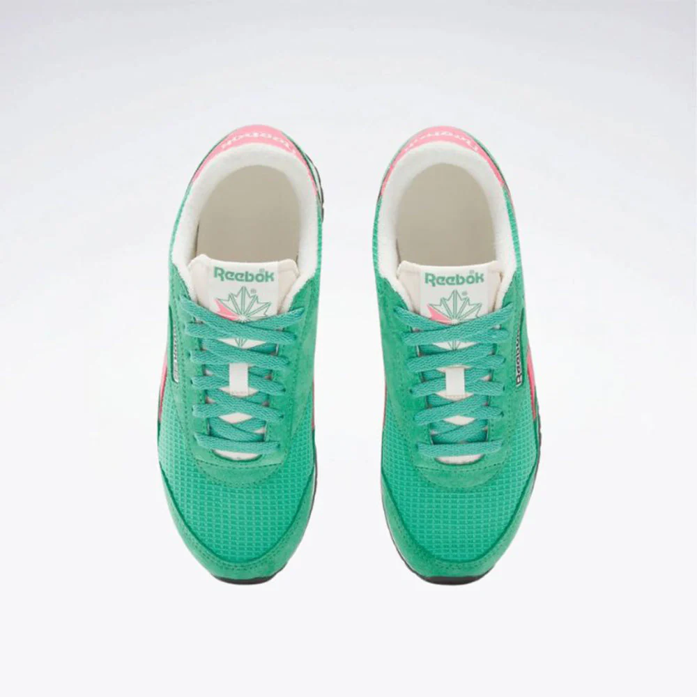 Classic AZ Women's Shoes - Image 3
