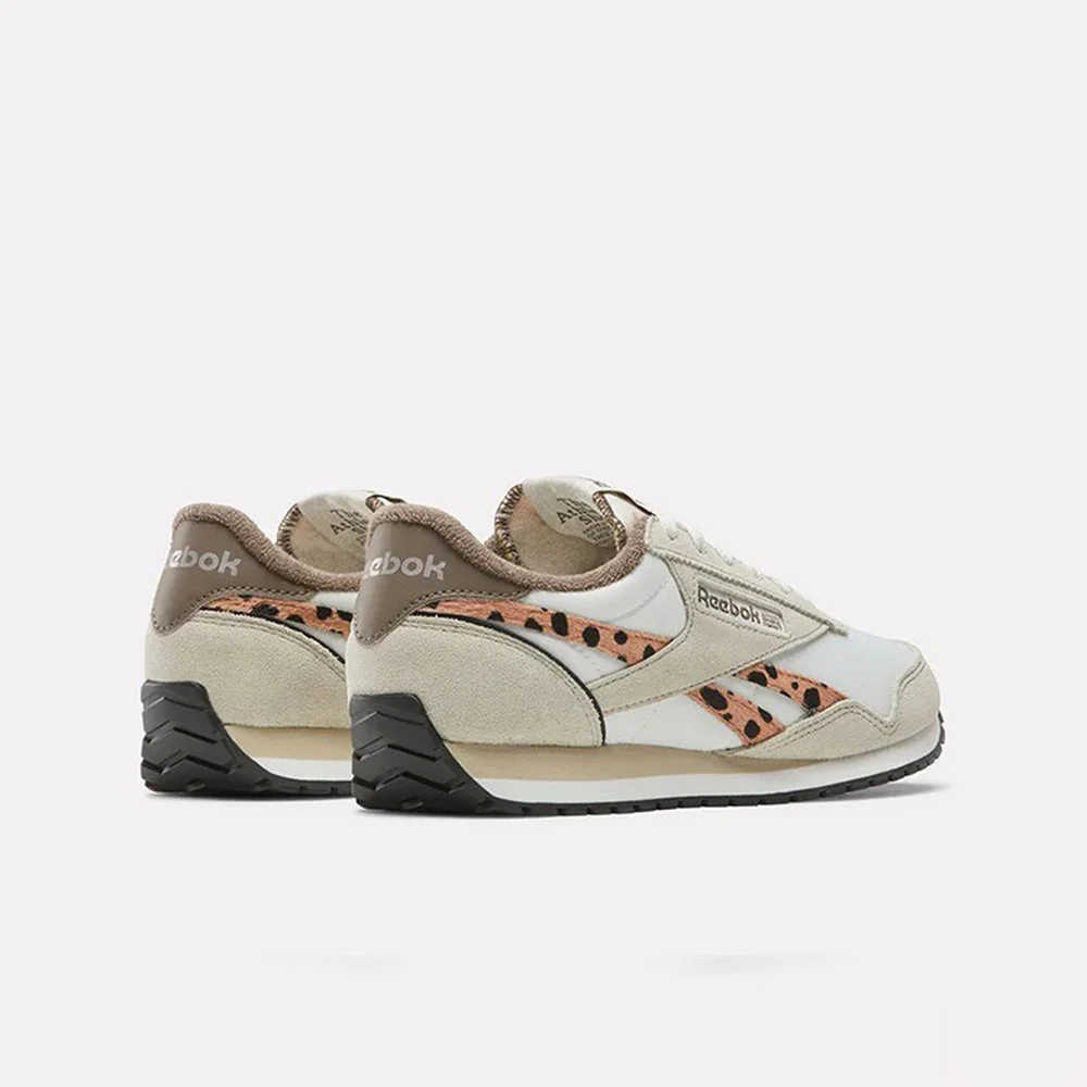 Classic AZ Women's Shoes - Image 4