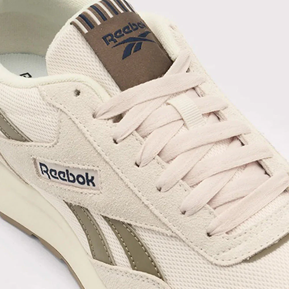 GL1100 Unisex Shoes - Image 3