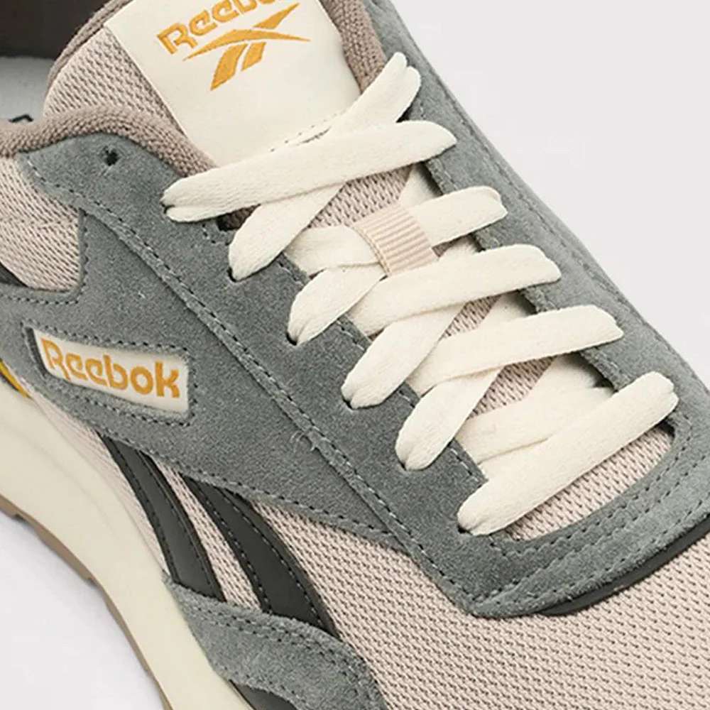GL1100 Unisex Shoes - Image 3