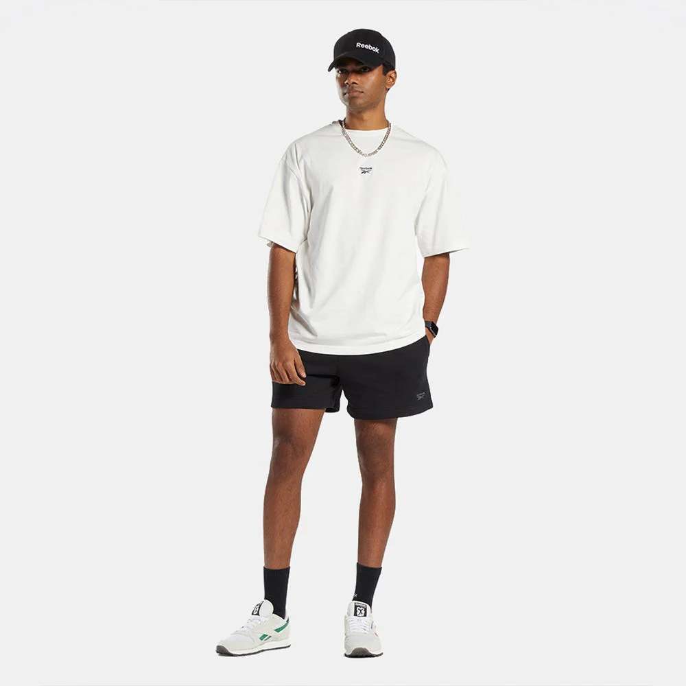 Classics Wardrobe Essentials Men's Shorts - Image 4