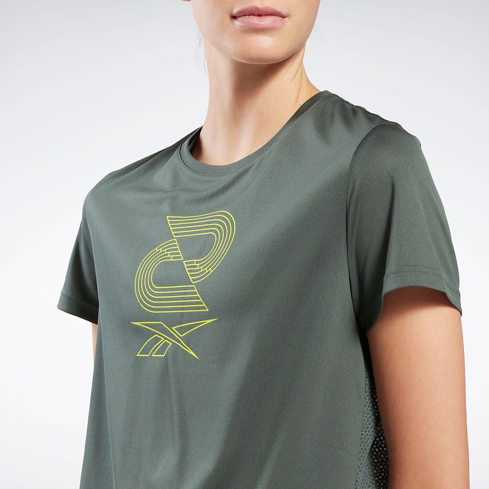 Speedwick Graphic Women's Running T-Shirt - Image 4