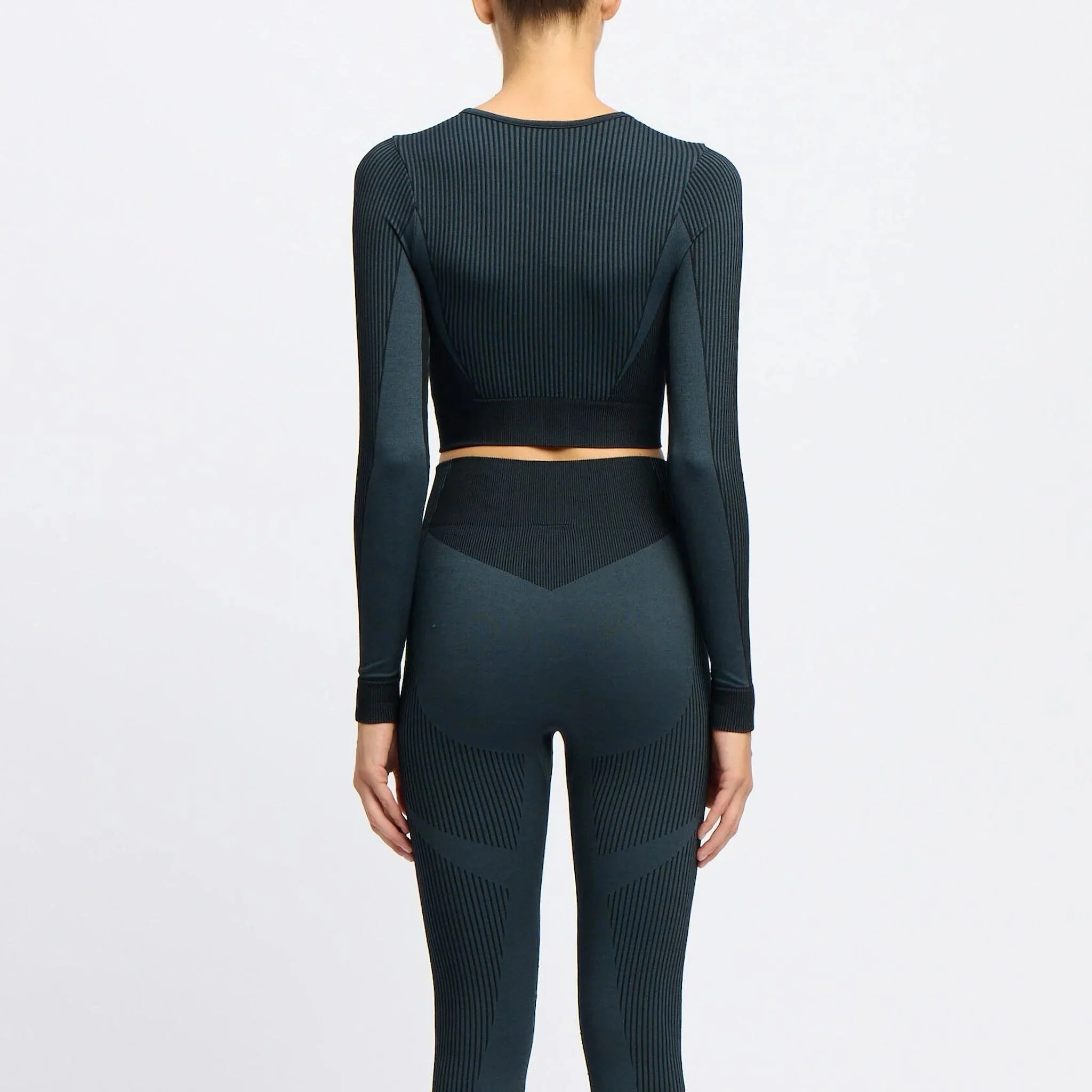 Lab Long Sleeve Seamless Crop Women's Top - Image 3