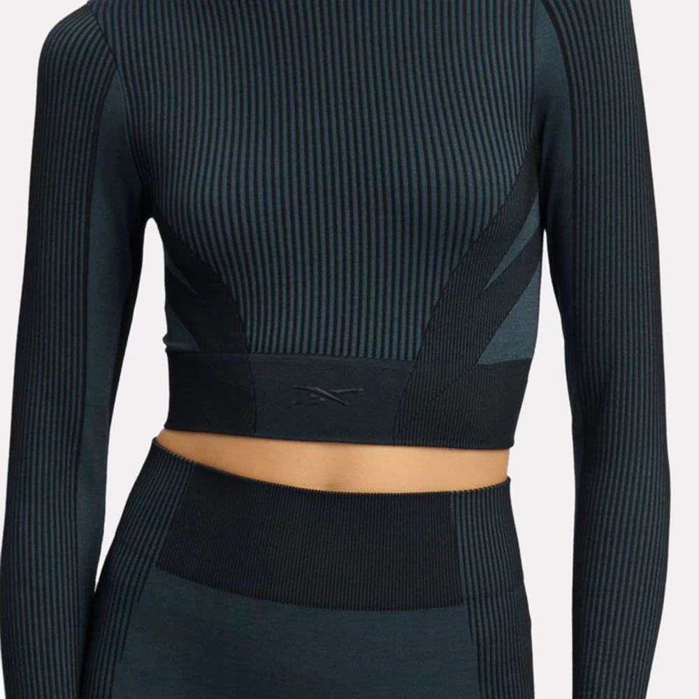 Lab Long Sleeve Seamless Crop Women's Top - Image 4