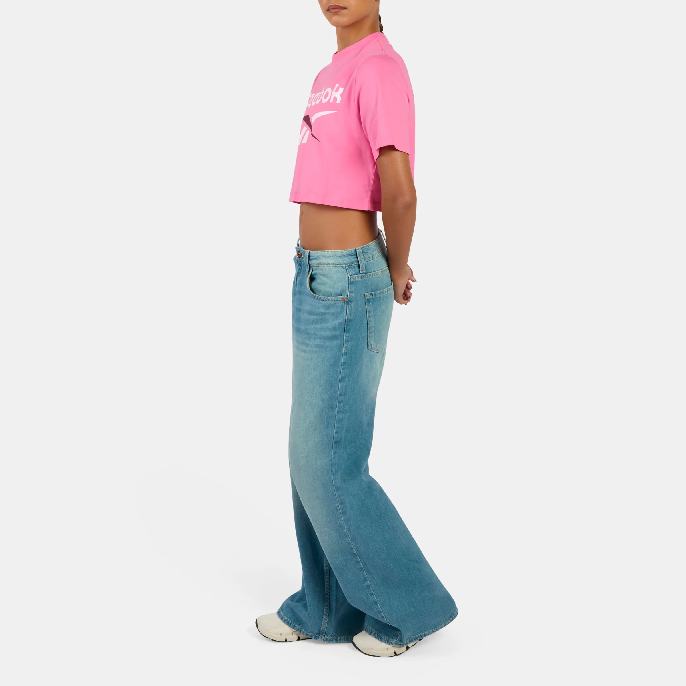 Sadie 2 Colour Logo Crew Cropped Short Sleeve Women's T-Shirt - Image 4
