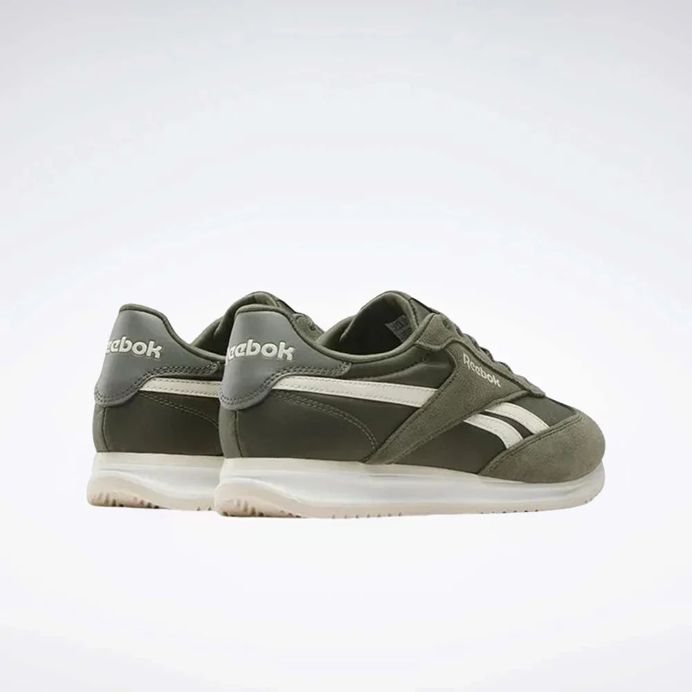 World 70 Unisex Shoes - Image 4
